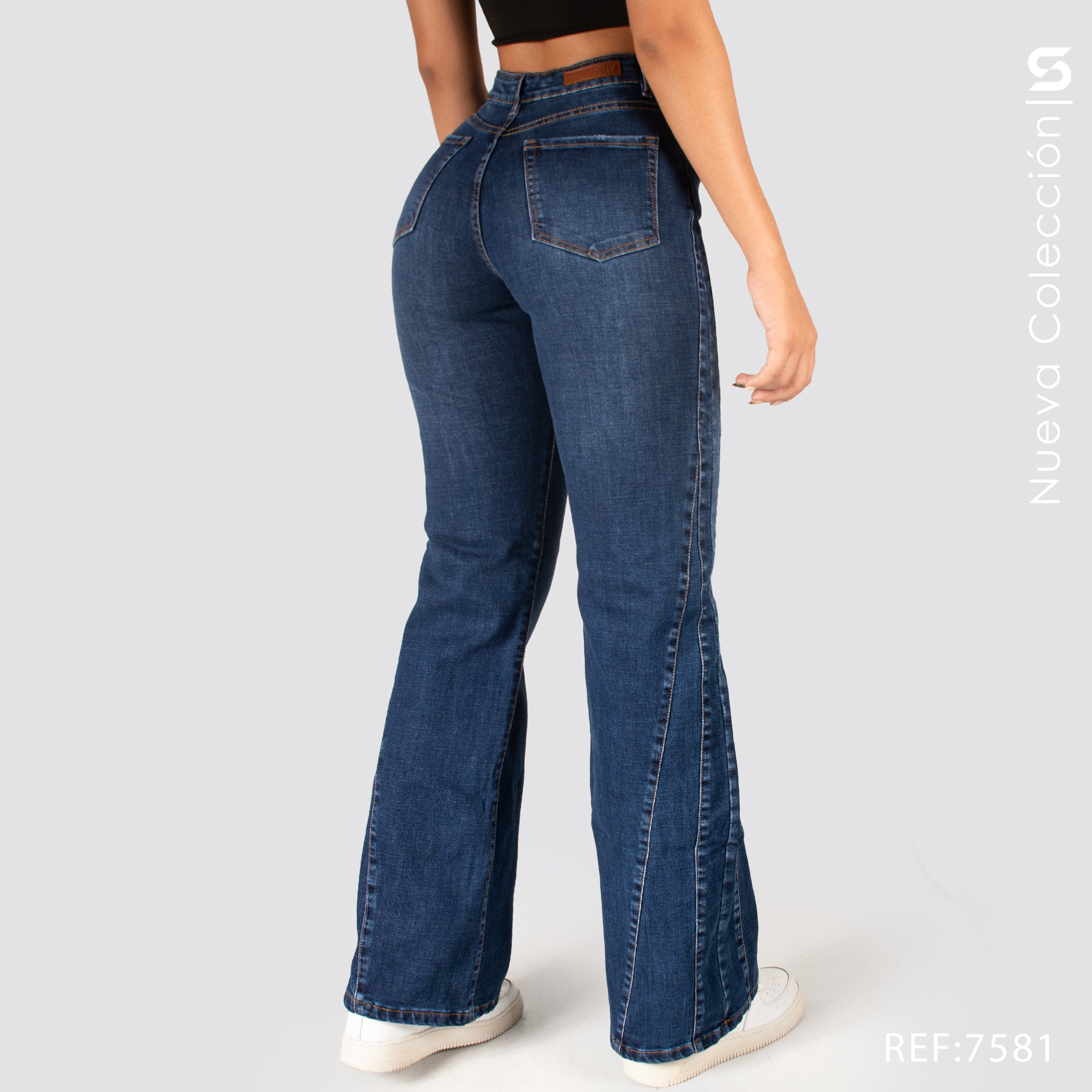 Jeans Mom Flare Tiro Alto S7581